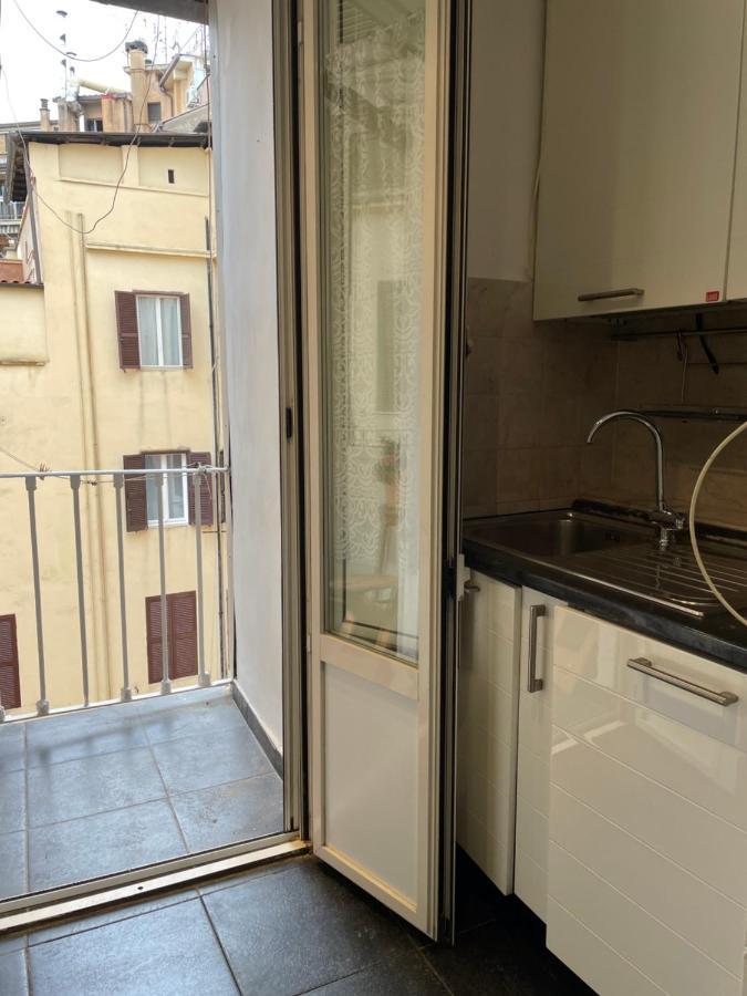 Elegant Apt-Typical Roman Palazzina Pz Alessandria מראה חיצוני תמונה